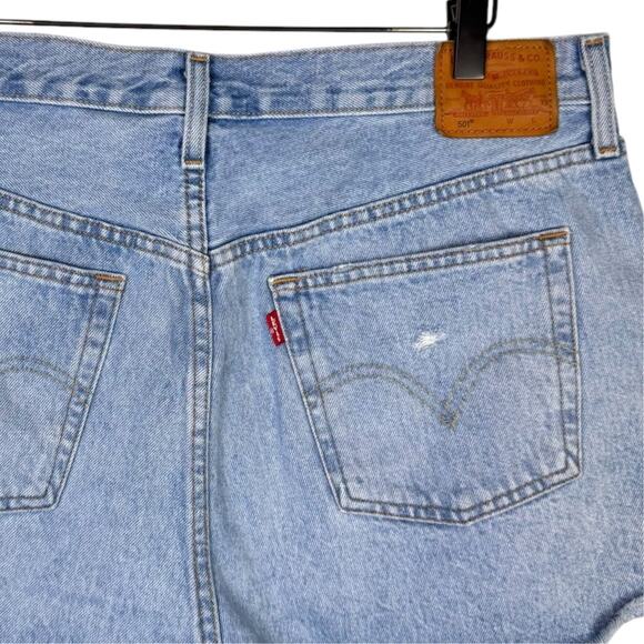 Levis 501 High Rise Light Wash Denim Distressed Cut Off Button Fly Jean Shorts - Picture 8 of 12